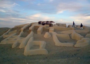 Verbrannte Stadt Entdekung der 500 Hügel rund um diese Region, ein Zeichen von einer 4800 Jahre alte Stadt